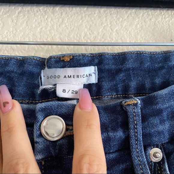 Good American Good Legs Dark Wash Stretchy Crop Raw Hem Blue Jeans - Picture 7 of 9